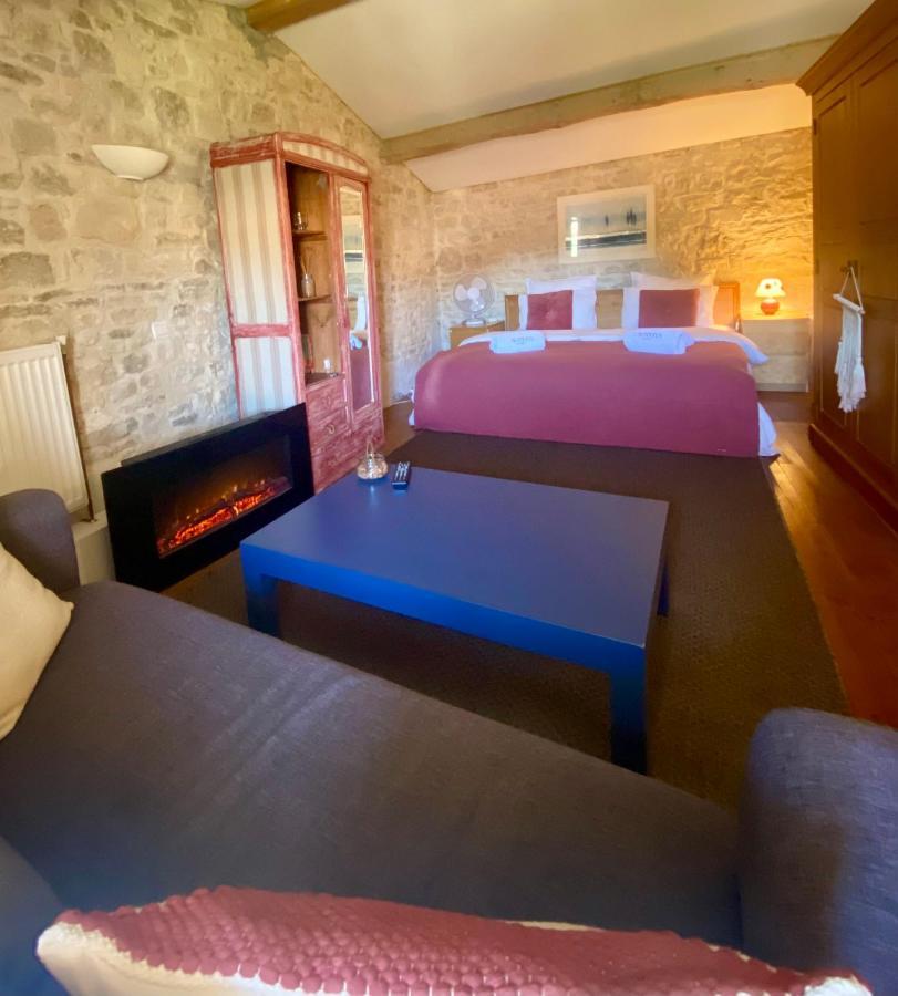 La Barauderie , Chambre Individuelle Mazeray Exterior foto